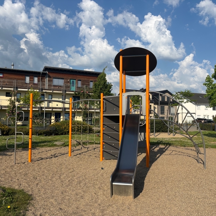 Bild zum Spielplatz Latoursgarten