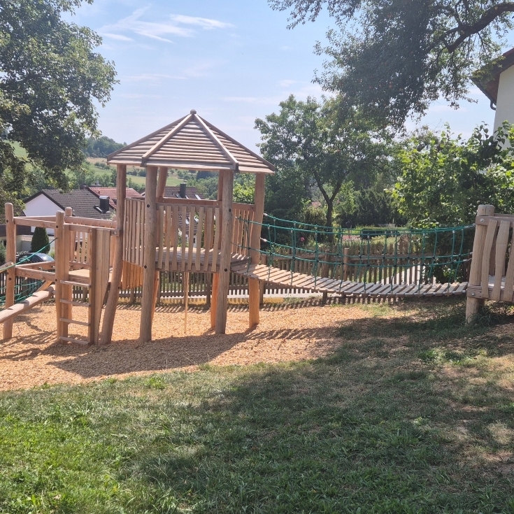 Bild 6: Spielplatz Blumenstraße