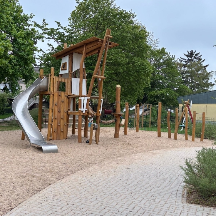Bild 4: Spielplatz Zehnhoffstraße