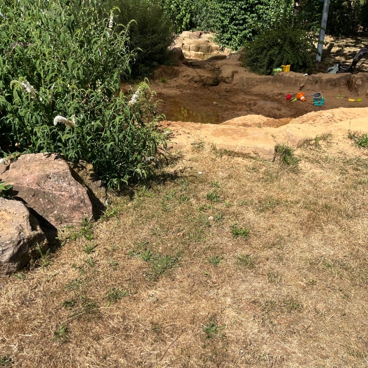 Bild 7: Naturnaher Spielplatz Rosenstraße