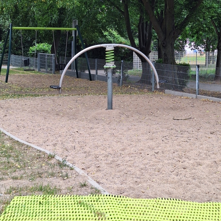Bild 7: Spielplatz Moselstraße