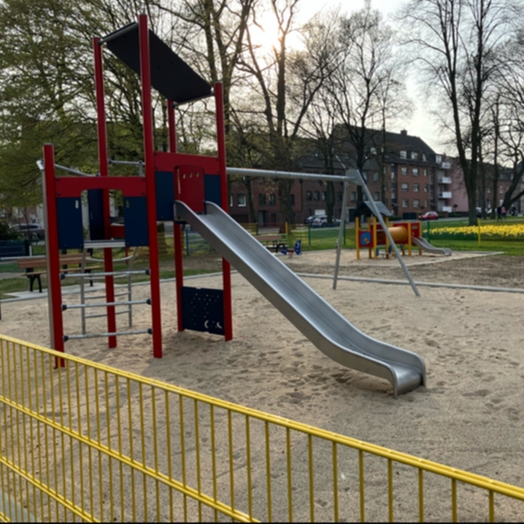Bild zum Spielplatz Spielplatz Franz-Brandt-Allee