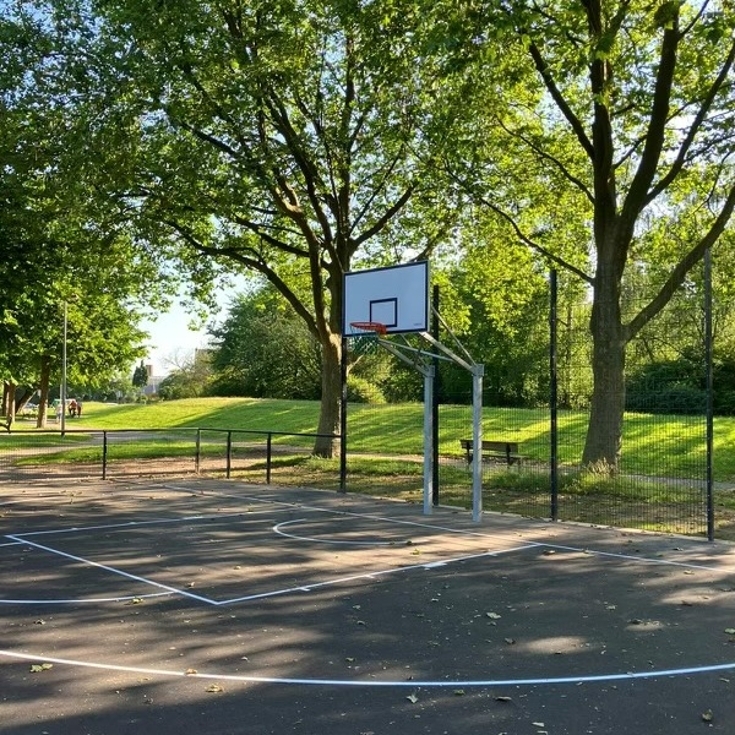 Foto vom Spielplatz Spielplatz Hehner Straße 13