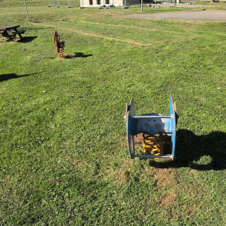 Bild 9: Spielplatz an der Weiherstraße