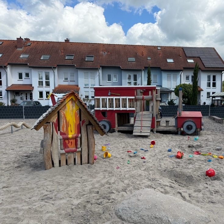 Bild 2: Nauheimer Feuerwehr-Spielplatz