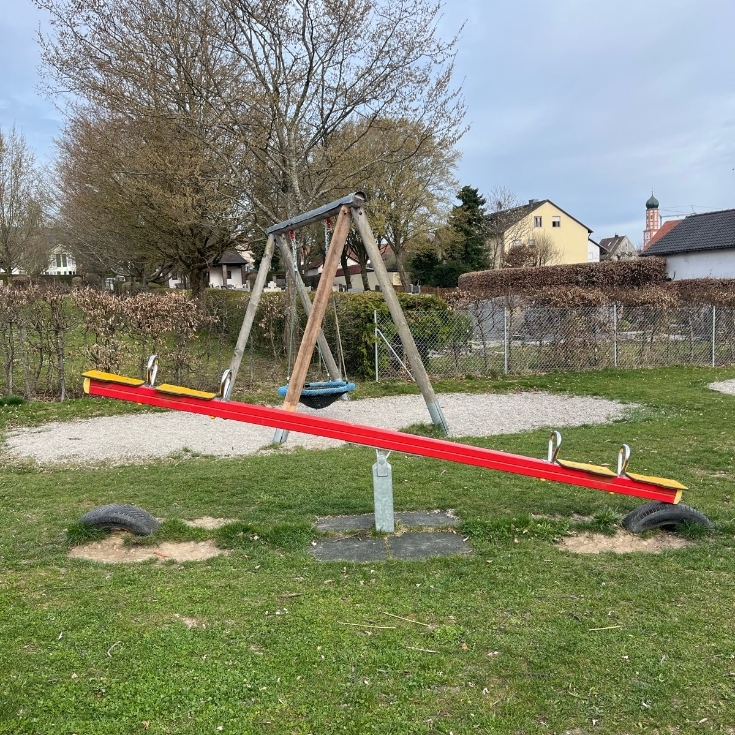 Bild 11: Gemeindespielplatz Hattenhofen