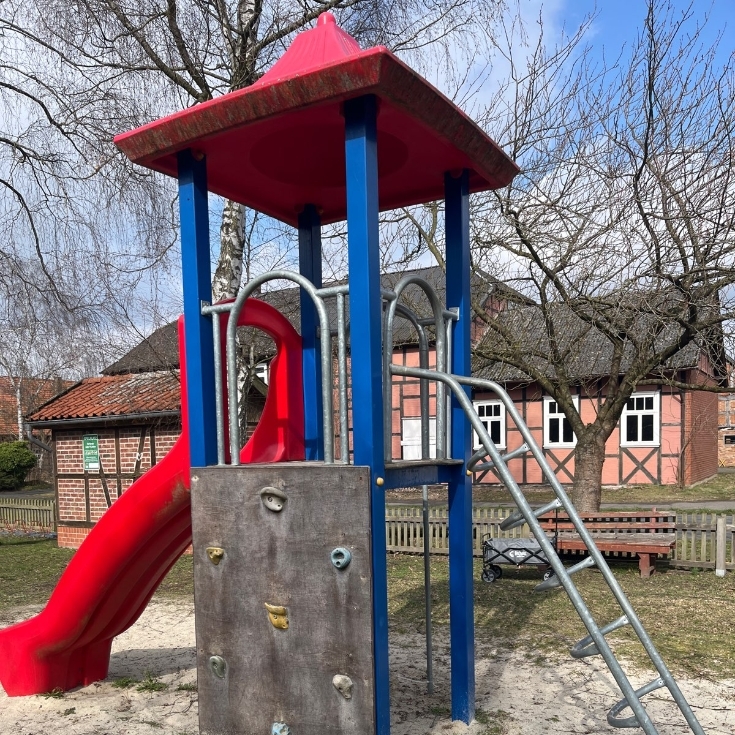 Bild zum Spielplatz Dorfstraße