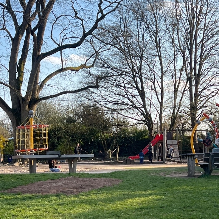 Bild zum Spielplatz Grillparzerstraße
