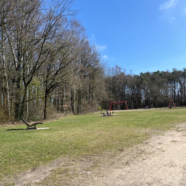 Bild 3: Spielplatz Liether Wald