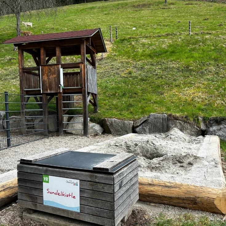 Bild 2: Begegnungsgehege Mensch und Tier