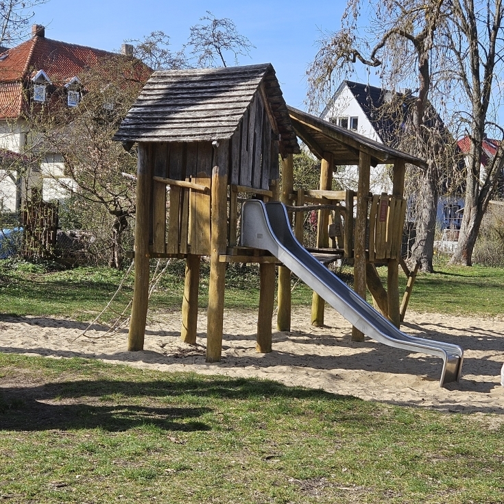 Bild zum Spielplatz Kinderspielplatz Heinrich-Heine-Park