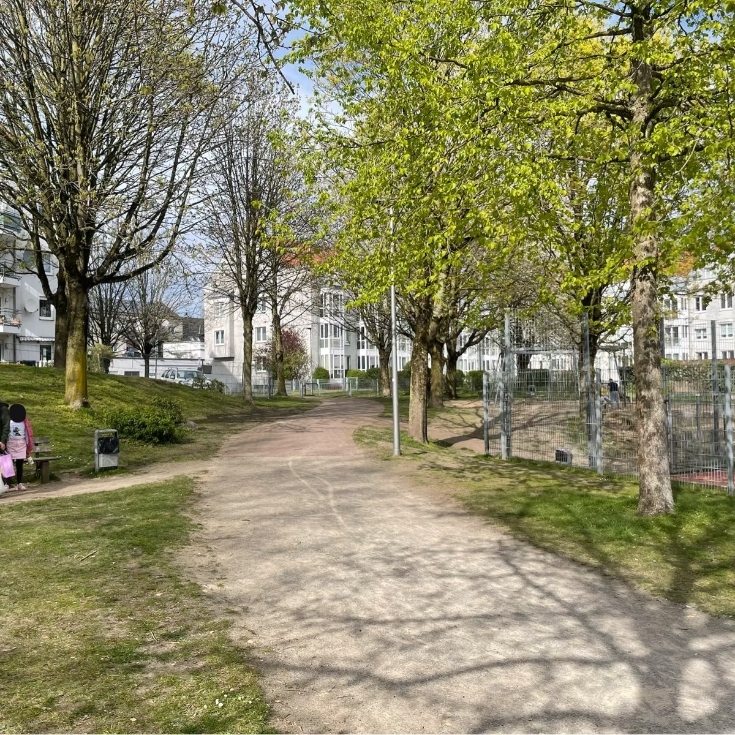 Bild 8: Ostmannturmspielplatz 