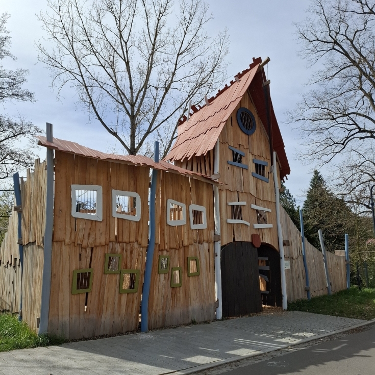 Bild zum Spielplatz An der Burg Gnandstein 