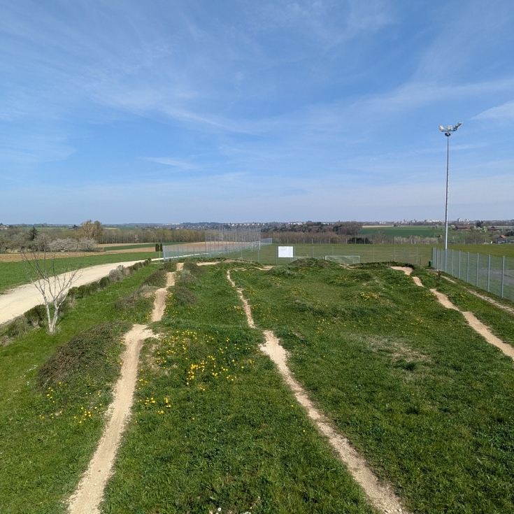 Bild zum Spielplatz Heldenbergweg 13