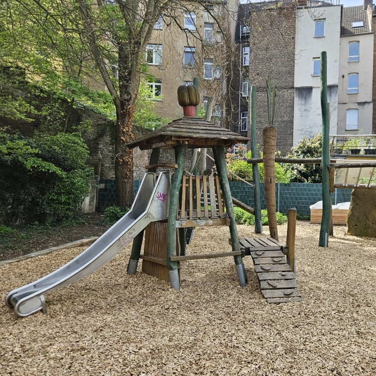 Bild zum Spielplatz Spielplatz Maxstraße