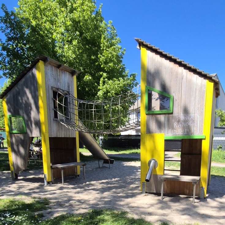 Bild zum Spielplatz Spielplatz Remberger Str