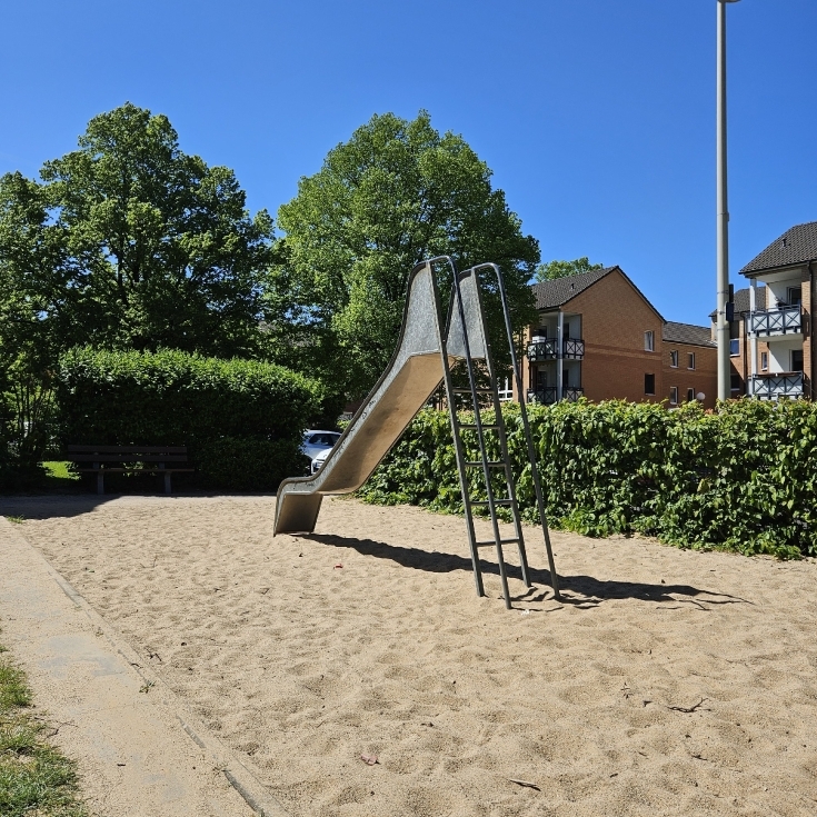 Bild zum Spielplatz Spielplatz Thuarstraße II