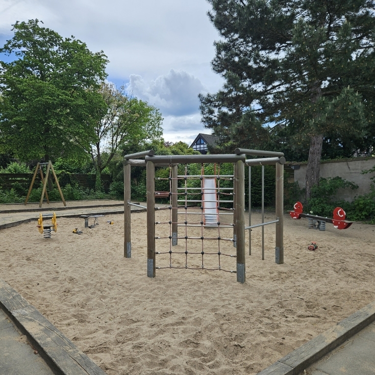 Bild 2: Spielplatz Zweimühlenweg