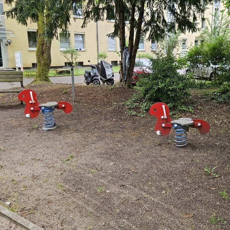 Bild 3: Spielplatz Schüllerweg
