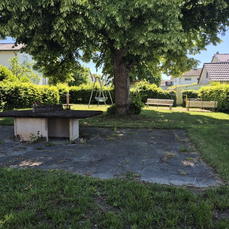 Bild 2: Eugen-Bolz-Straße 