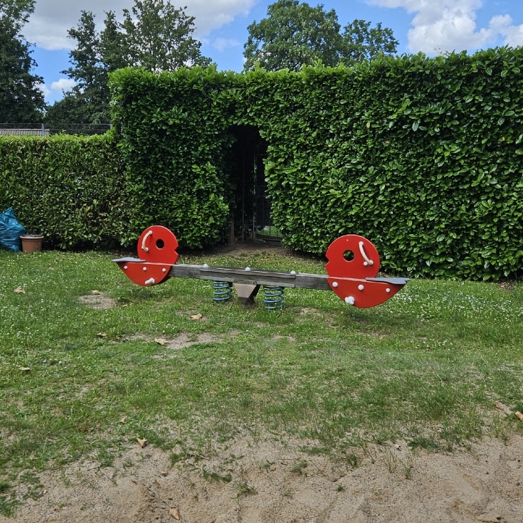 Bild 3: Spielplatz Thuarstraße I