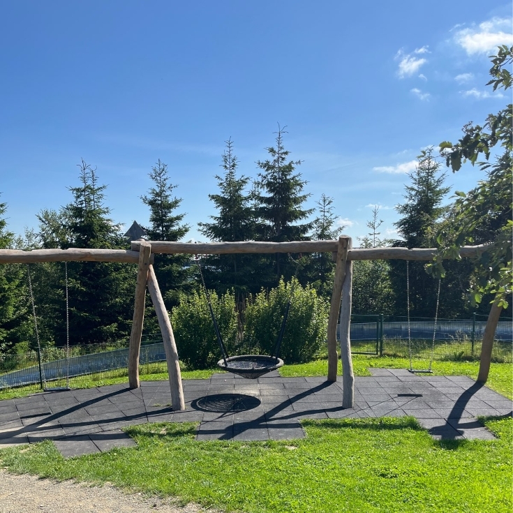 Bild 3: Kappe Spielplatz 