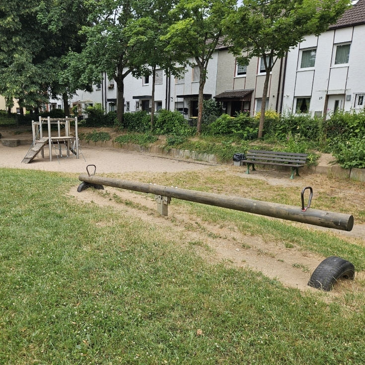 Bild 2: Spielplatz Dellweg