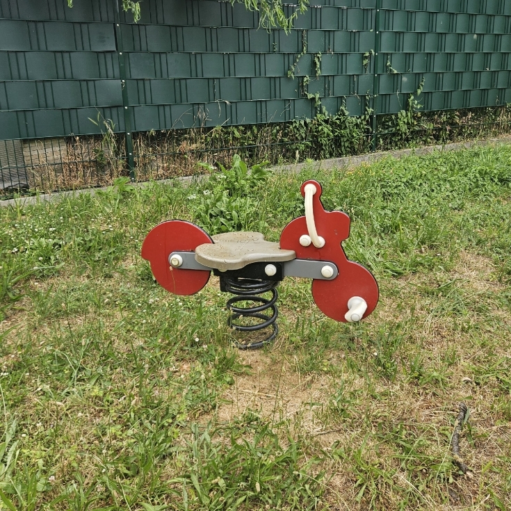 Bild 2: Spielplatz Lipschitzstraße