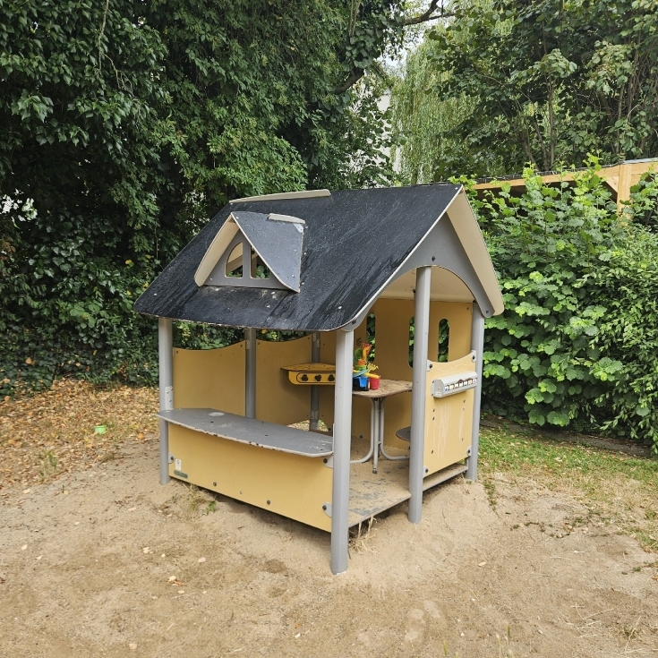 Bild 3: Spielplatz Lipschitzstraße