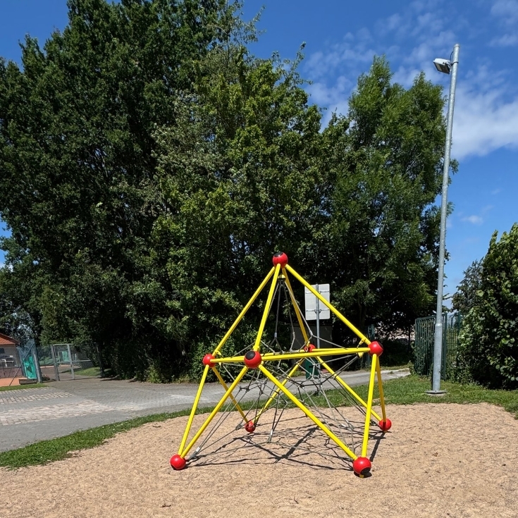 Bild zum Spielplatz König-Heinrich-Straße