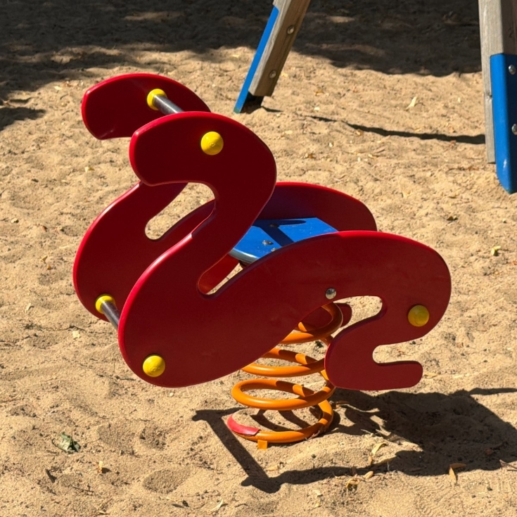 Bild zum Spielplatz Weserwall