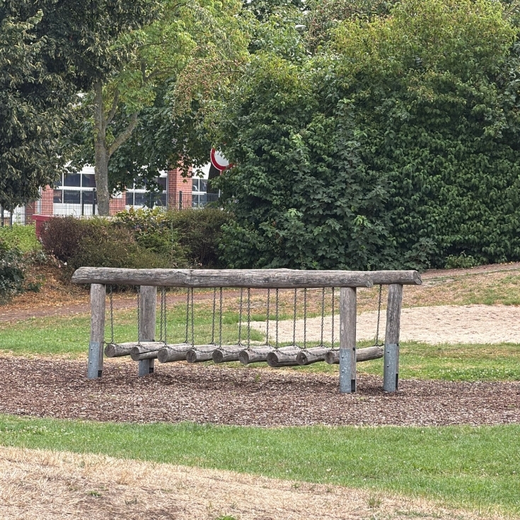 Bild 5: Wassererlebnisspielplatz
