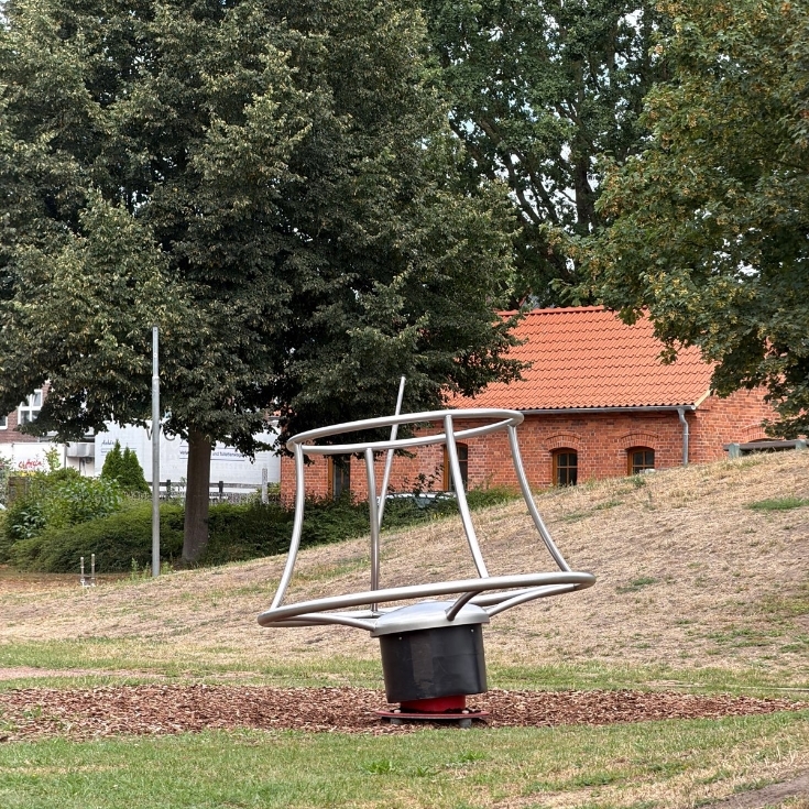 Bild 6: Wassererlebnisspielplatz