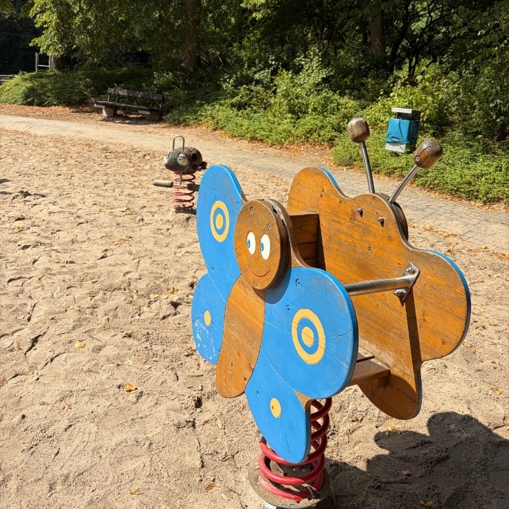 Bild zum Spielplatz Manosquer Straße