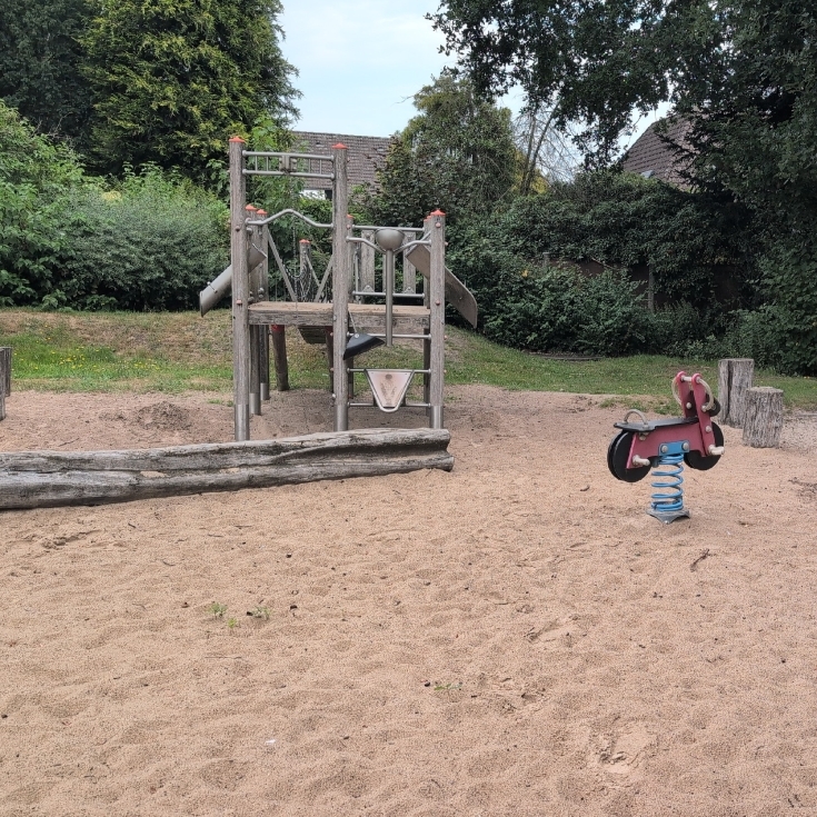 Bild 4: Karpfenweg 9