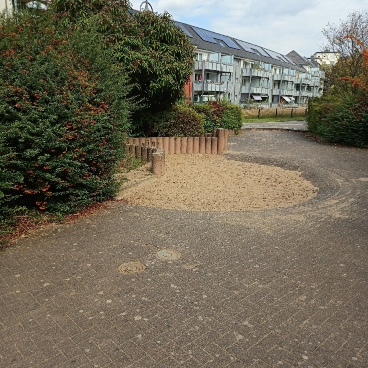 Bild zum Spielplatz Merowingerstraße 122