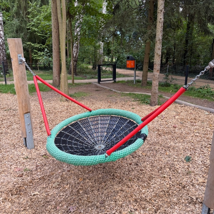 Bild 11: Waldspielplatz
