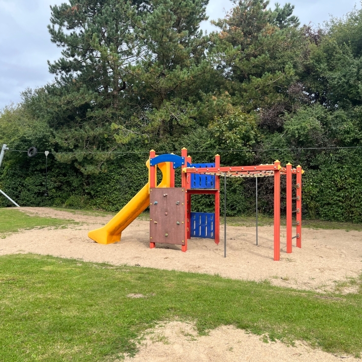 Bild zum Spielplatz Spielplatz Dammblöcke
