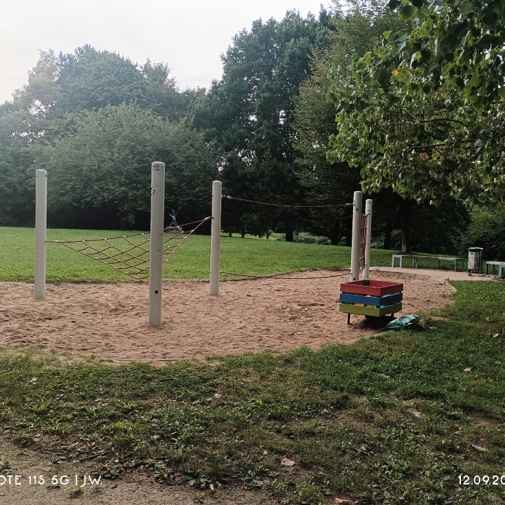 Bild zum Spielplatz Spielplatz am Schwanenteich