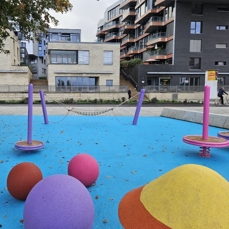 Bild 3: Spielplatz Brassertufer