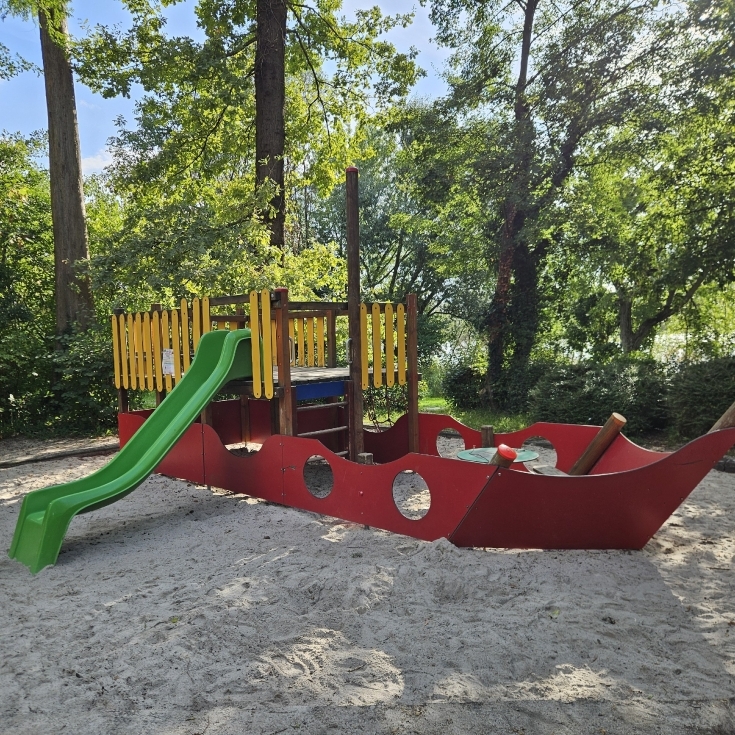 Bild 6: Rheinufer/Niederdollendorf