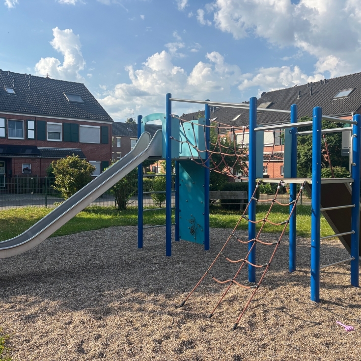 Bild zum Spielplatz Am Latourshof