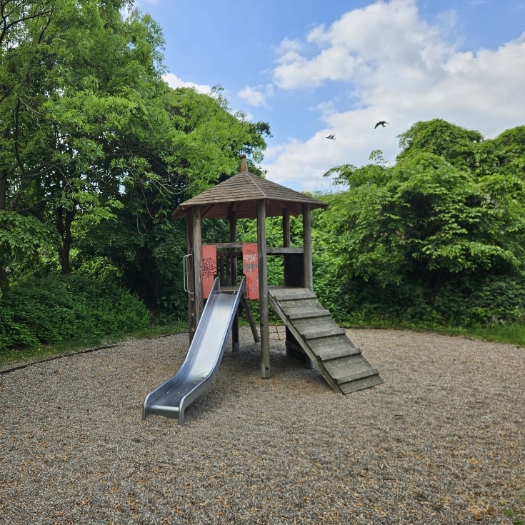 Bild zum Spielplatz Clemensstraße/Am Büchelgarten 