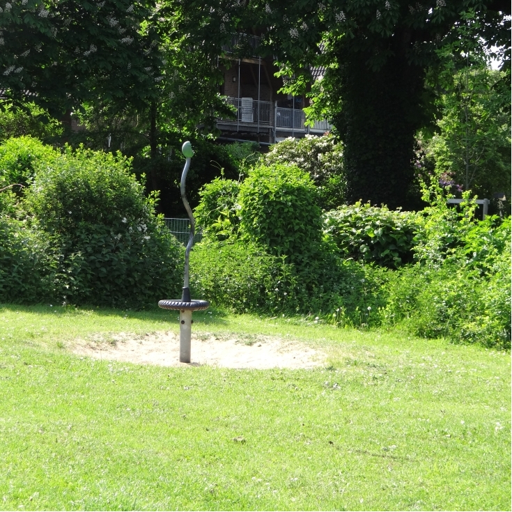Bild zum Spielplatz An Haus Clee