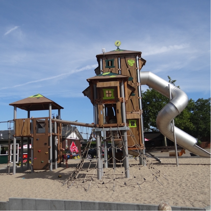 Bild zum Spielplatz Spielplatz Ponyhof Leiting