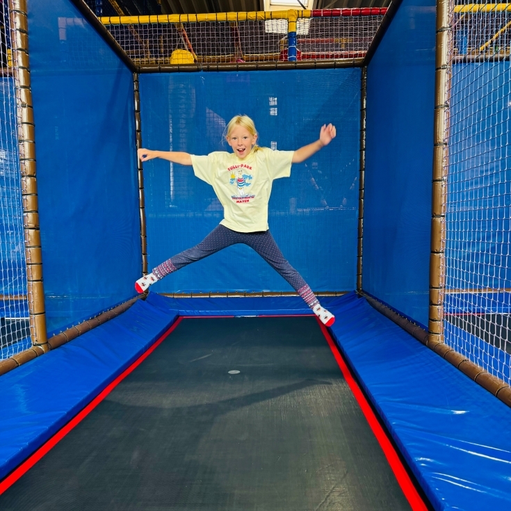 Bild 11: Tolli-Park Freizeitpark mit Indoor-Spielplatz