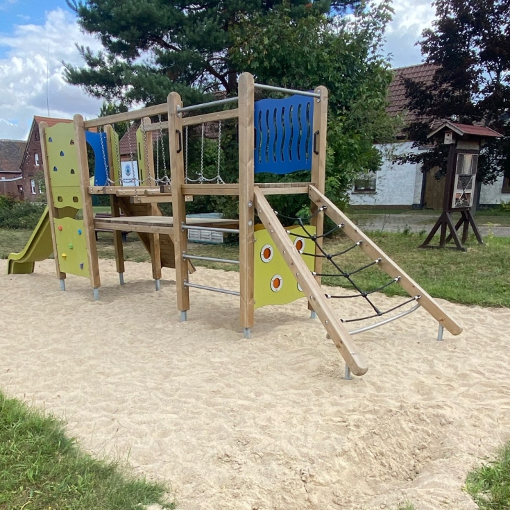 Bild zum Spielplatz Am Dorfplatz