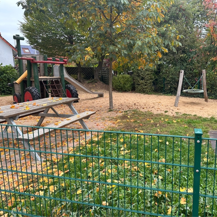 Bild zum Spielplatz Bernhard-Dietz-Weg