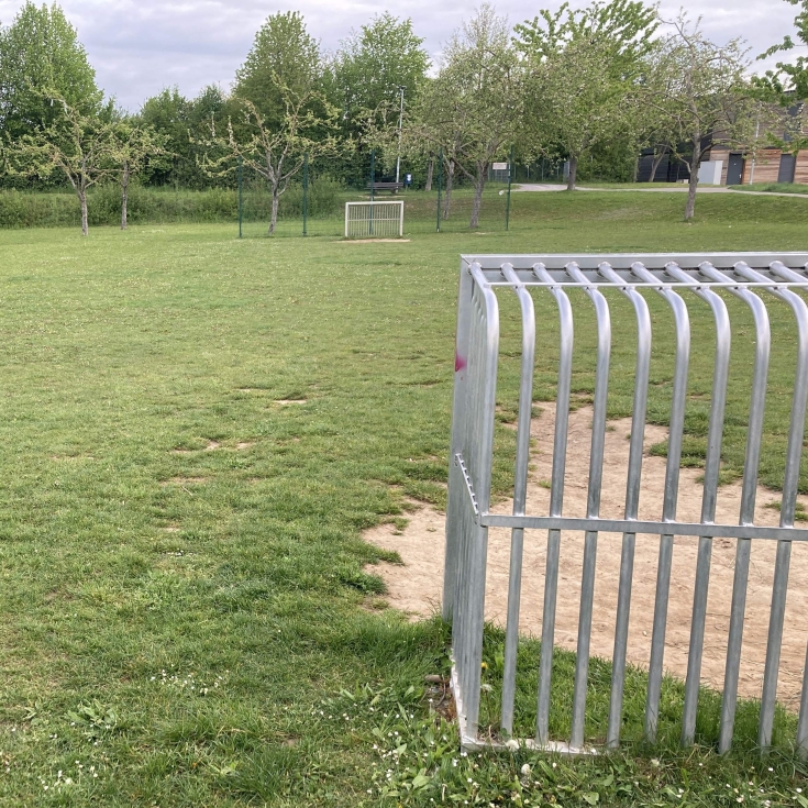 Bild zum Spielplatz Bolzplatz Rübländer