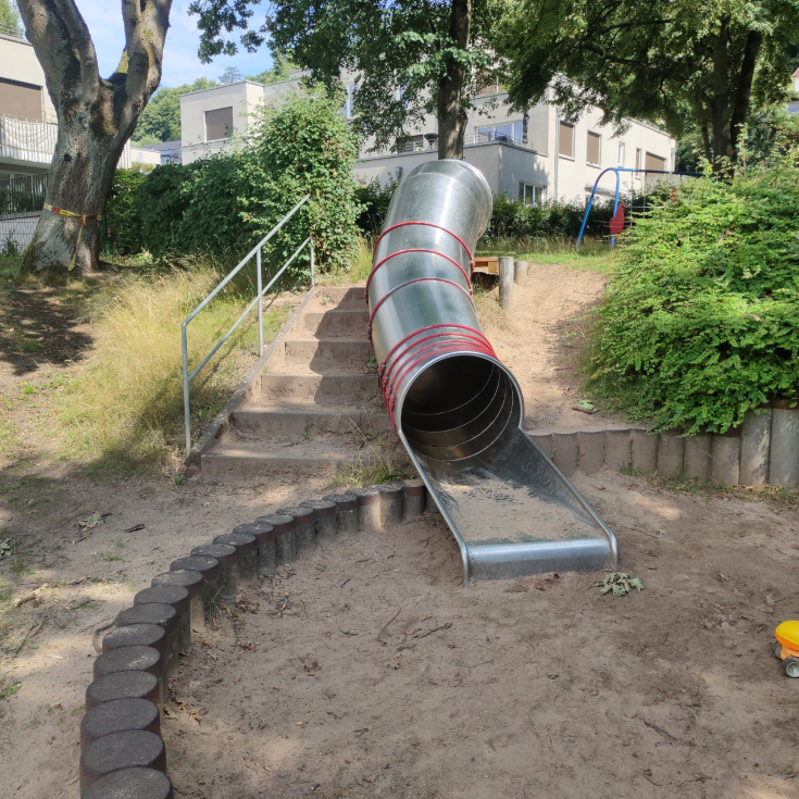 Bild zum Spielplatz Carl-Strehl-Straße